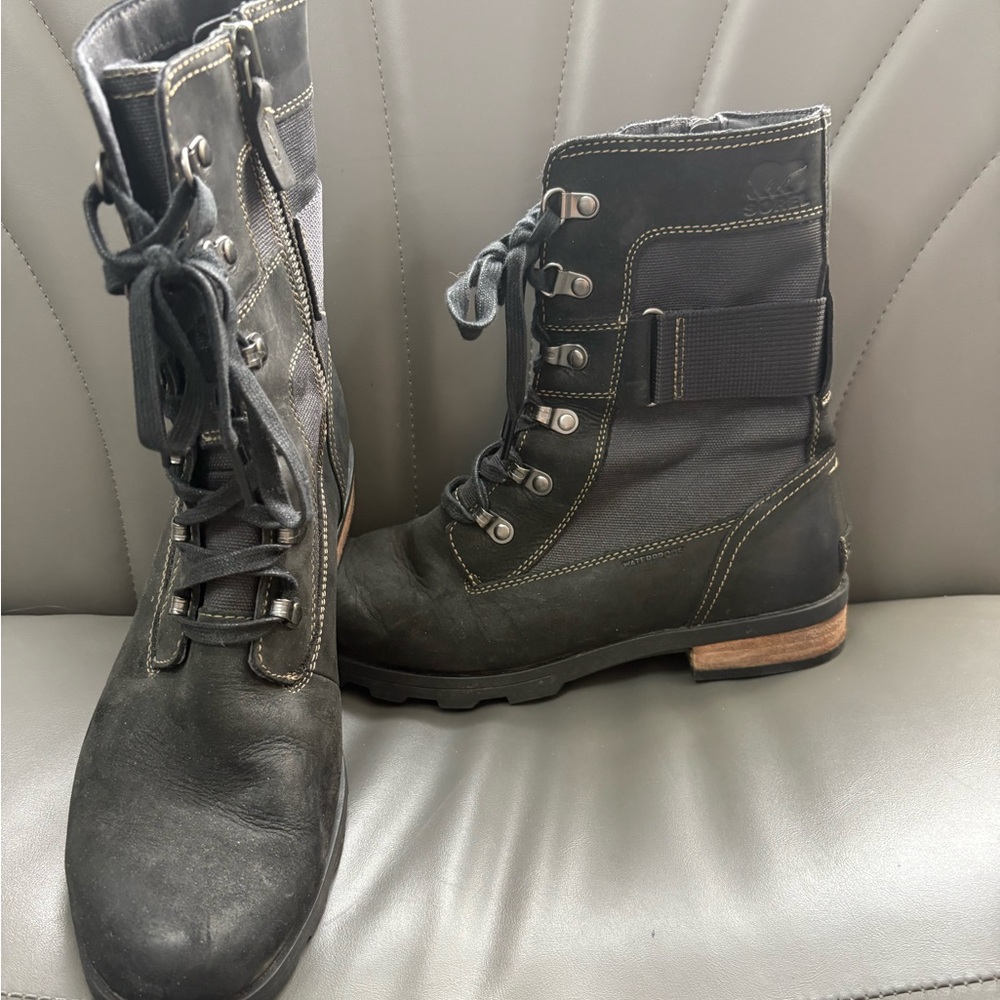 Sorel Black Lace-Up and Zip Boots size 9.5